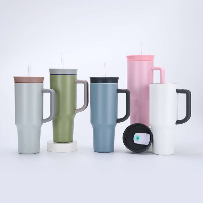 Drinkware & Coffee Bar