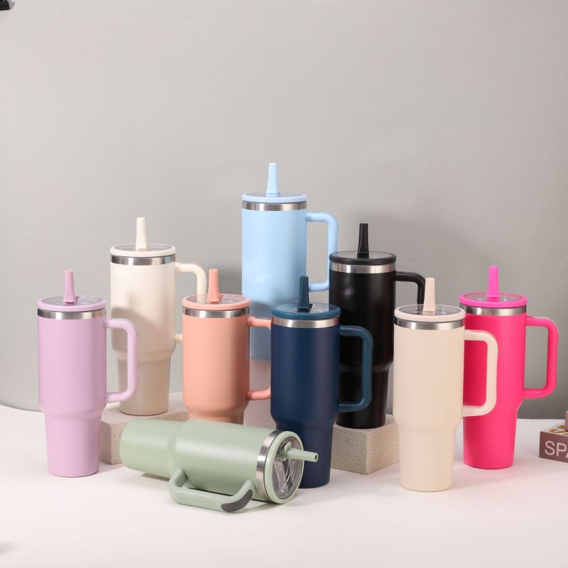 Drinkware & Coffee Bar